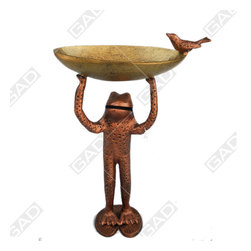 FROG HOLDING BIRD FEED - Home Accessories & Decor