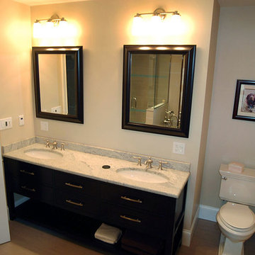 North Center Chicago Bathroom