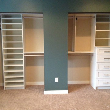 Seattle Reach-In Closet