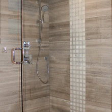 shower/bathroom