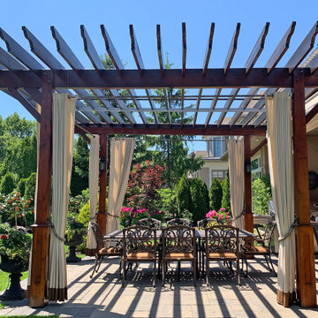 Retractable Canopy, Markham