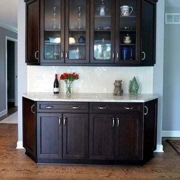 Light and Dark Mixed Kitchen in Naperville