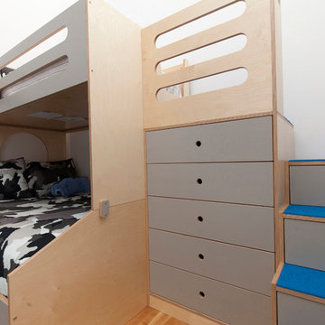 Brooklyn Heights; A fun room for an older boy