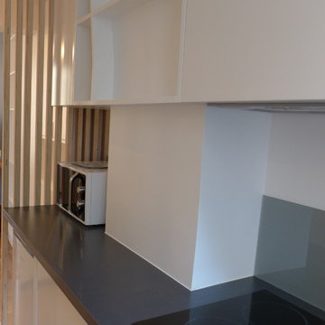Transformation d'un cabinet de médecin en studio 29m²