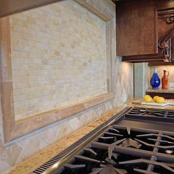 Tuscan Towne Lake Showcase