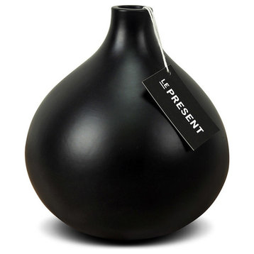 Dame Ceramic Vase in Black Matte 5.9"H