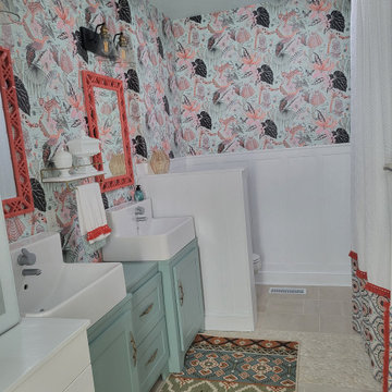 Fresh & Funky Full Bathroom