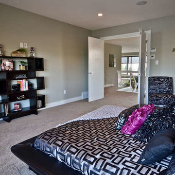 Entity Showhome in College woods