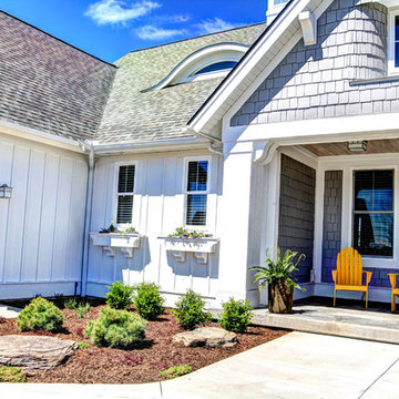 VIS: Hudsonville Contemporary Coastal