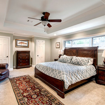 Whispering Oaks Residence