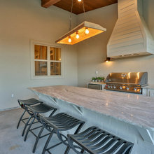 OUTDOOR KITCHEN