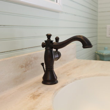 Lake House Bathroom 3