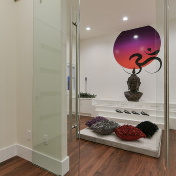 LUXURY SHOWHOME on WINDERMERE DRIVE