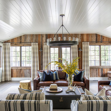 Langley Historical Farmhouse - Living Room