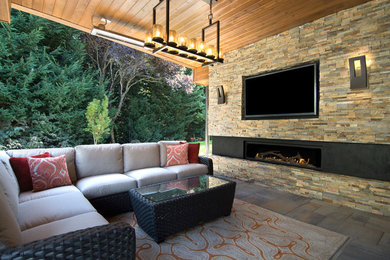 Patio - transitional patio idea in Portland