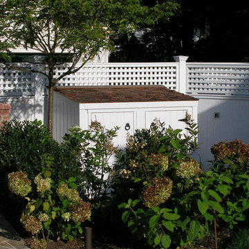 Garbage Enclosure & Premium 6' Northern White Cedar Fence & Gate