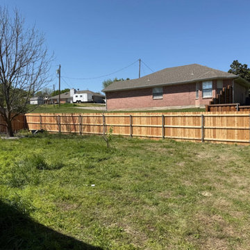 BLUE RIDGE, TX WESTERN RED CEDAR WOOD PRIVACY FENCE