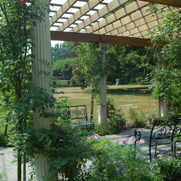 Pergola with Seating