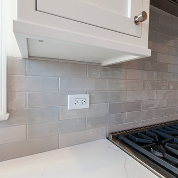 Benjamin Moore Simply White Kitchen Cabinets