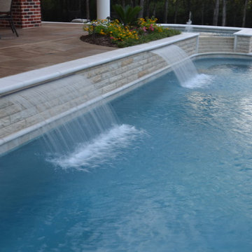 Grapevine Gorgeous Geometric Pool & Spa