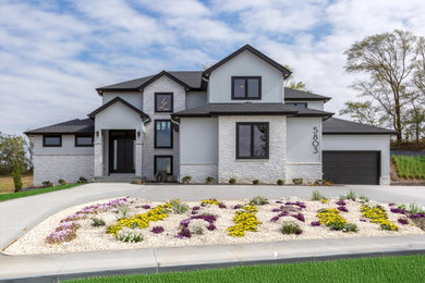 Minimalist exterior home photo in Omaha