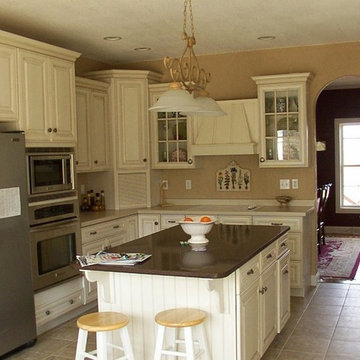 Cabin Living & Vacation Homes