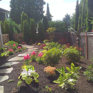 Kirkland - Plant Lover's Garden with No-Lawn