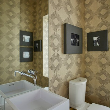 South Miami, Powder Room
