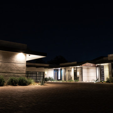 Paradise Pool and Outdoor Living Landscape on Paradise Valley