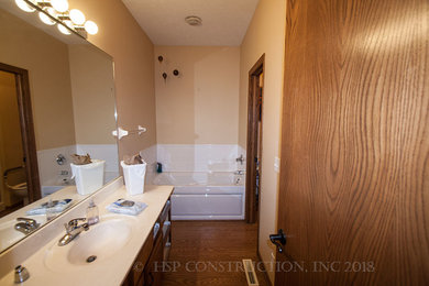Bathroom photo in Omaha