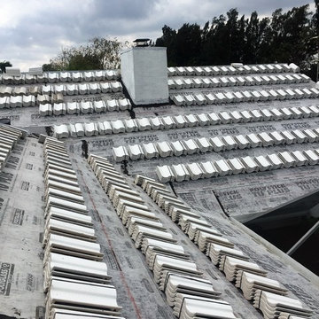 HIGH PROFILE BARREL ROOF TILES - EXTRA WHITE