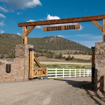 Keystone Ranch Gate | Brasada Ranch Style Homes