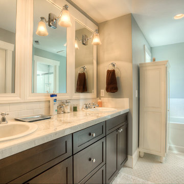 Large, Bright Master Bathroom and Suite
