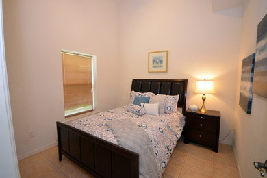 Inspiration for a bedroom remodel in Tampa