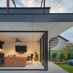 North Perth Pool House - Windows And Doors