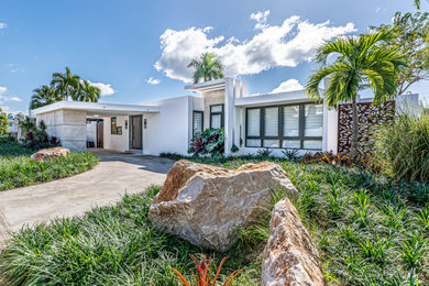 Minimalist exterior home photo in Other