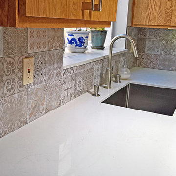 Porcelanosa Ceramic Tile Backsplash