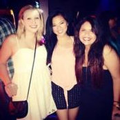 Jully Zhu's photo