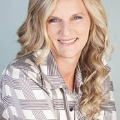 Traci Burkes foto