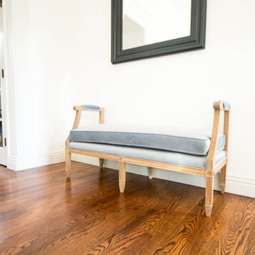 SCHAAL WHITE OAK AND UPHOLSTERY TRADITIONAL BENCH
