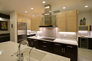 Trendy kitchen photo in Albuquerque