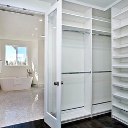 2931 Military Ave - Products
