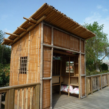 Cabane en bambou, parc TERRA BOTANICA, Angers