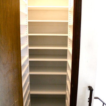 Reach-in Pantry (Clifton NJ)