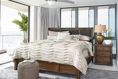 Beach style bedroom photo in Tampa