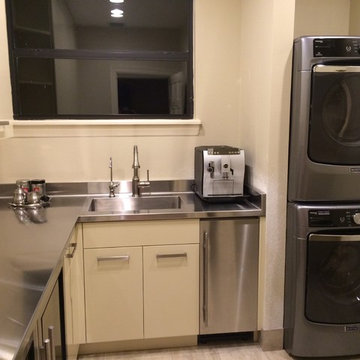 LAUNDRY / UTILITY ROOM
