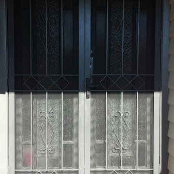 Double door with steel mesh in Brunswick
