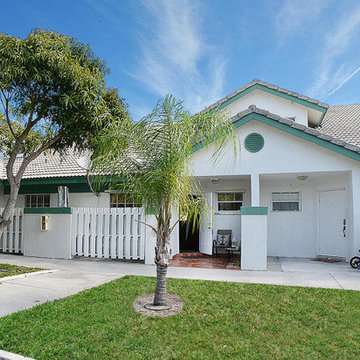 Deerfield Beach FL - Key West Style Town home