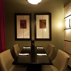 Roberts Drapery - Hodson's Bar & Grill - Curtains