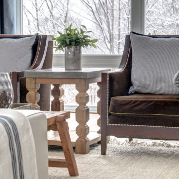 St-Sauveur cozy living room